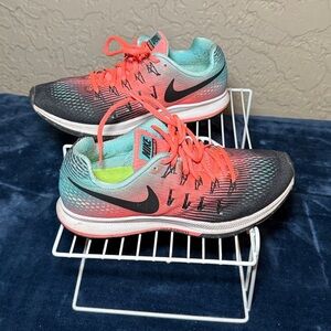 Nike Air Zoom Pegasus 33 Women's Running Sneaker Size 9 Shoes Low Top Trainers